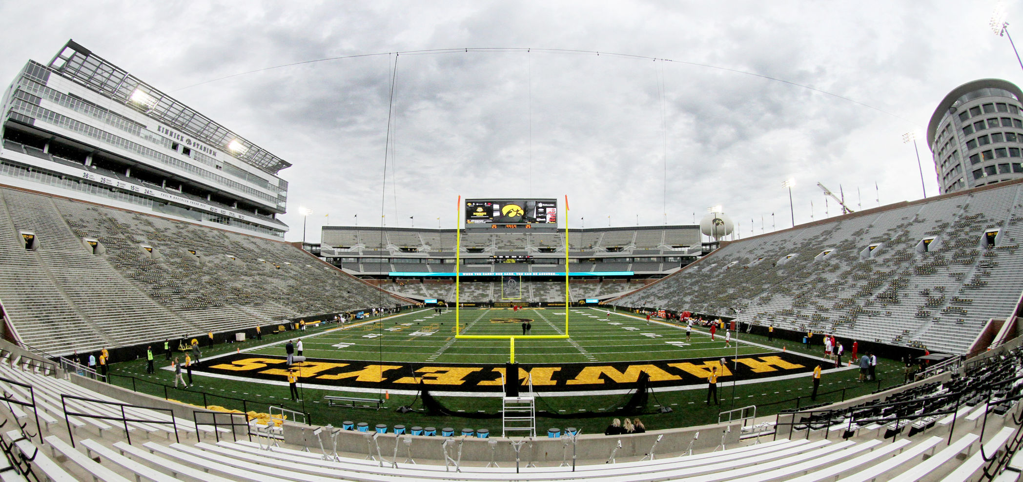 083119-qct-spt-iowa-miami-foot-001
